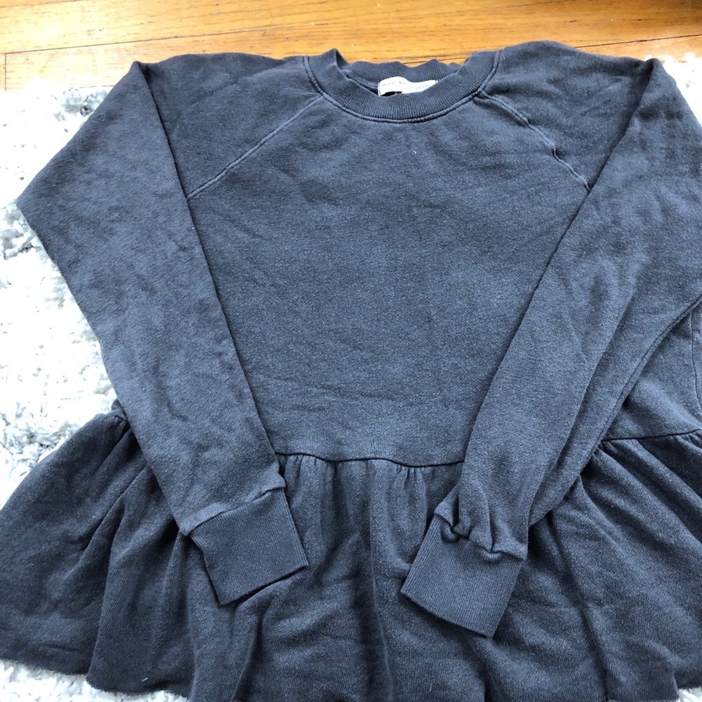 Urban outfitters sweatshirt top